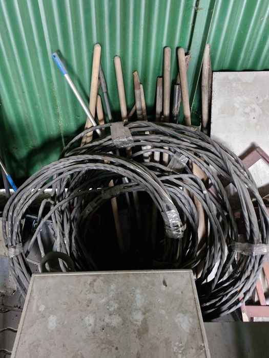 Кабель толстый алюминиевый