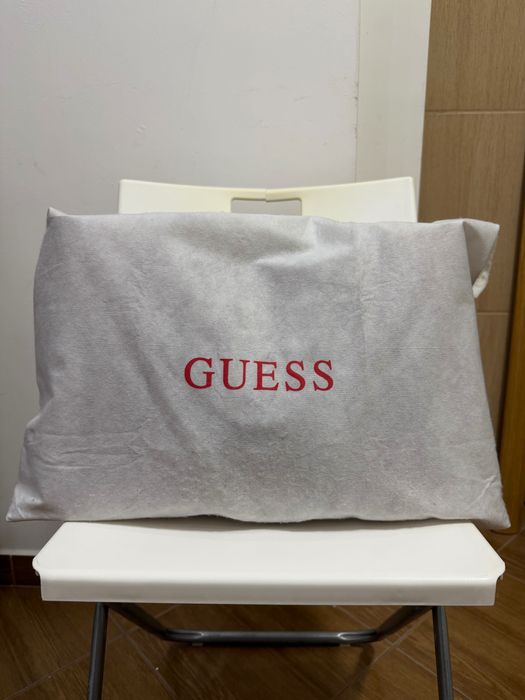 Geanta Guess new