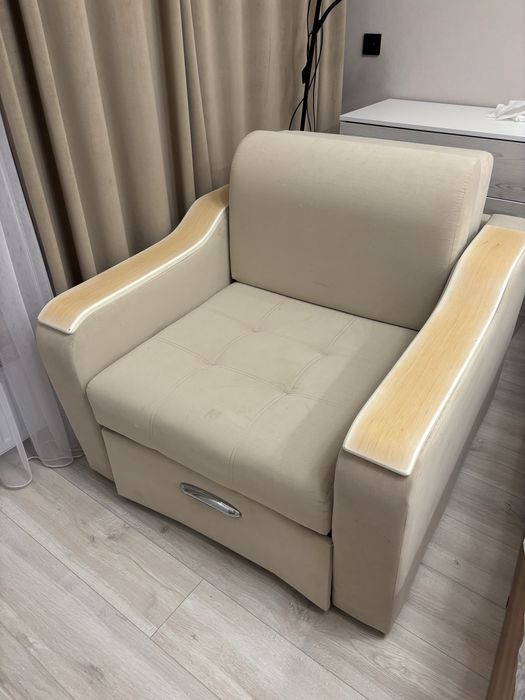 Кресло-кровать, Б/У, в хорошем состоянии