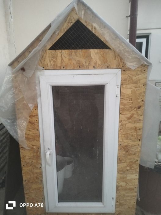 Вольер сотилади енги