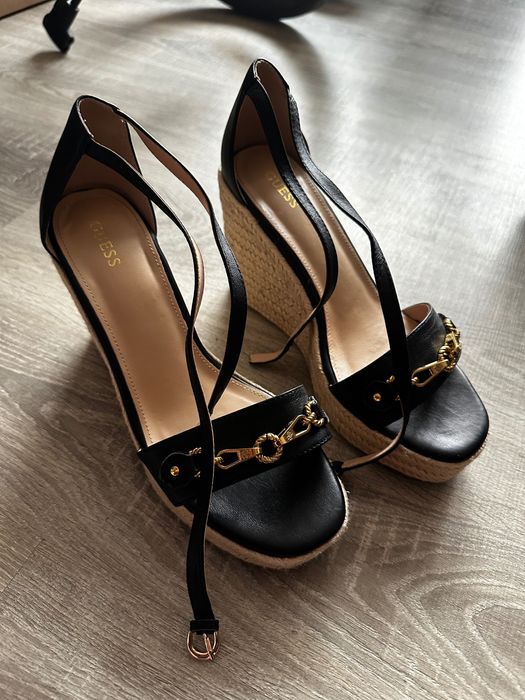 Дамски обувки на платформа, Guess, ном. 40