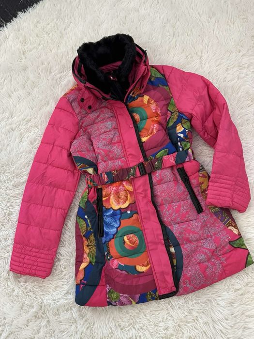 Красиво яке Desigual