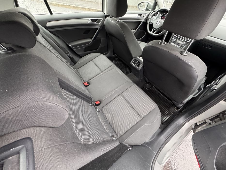 VW Golf 2019 TCE Benzina fara avarii