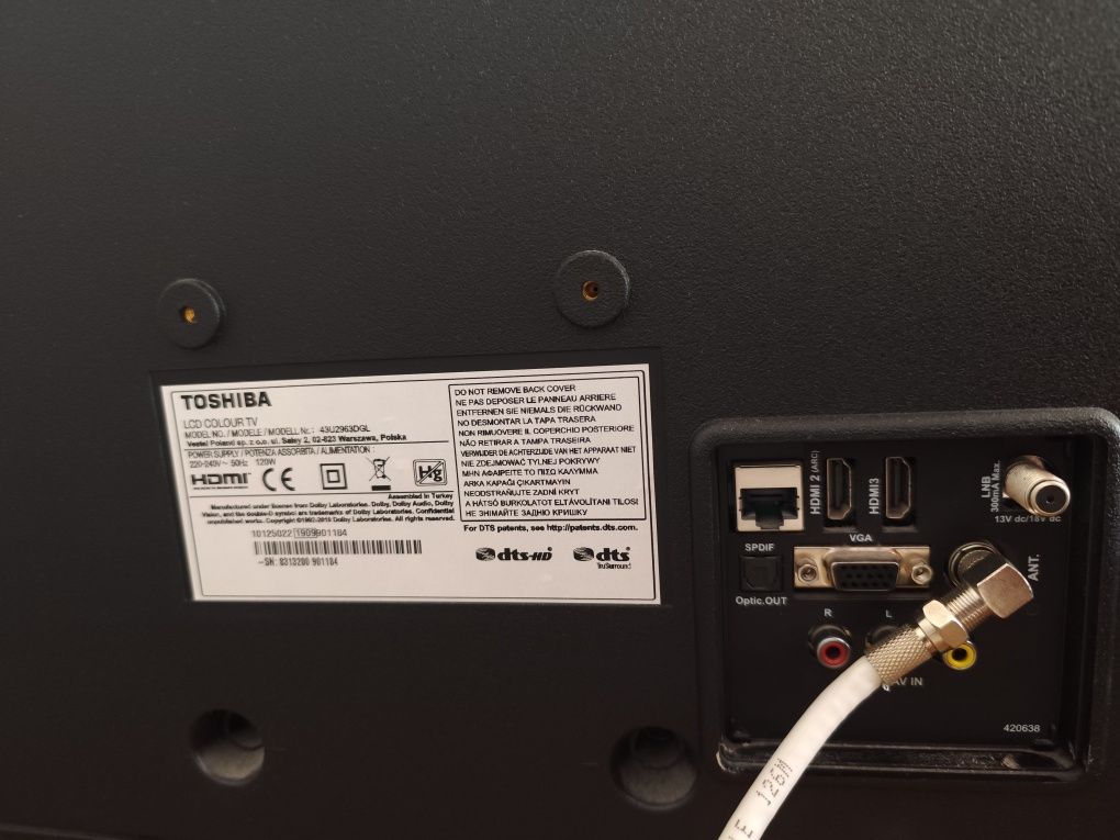 Tv smart Toshiba 108cm diagonala