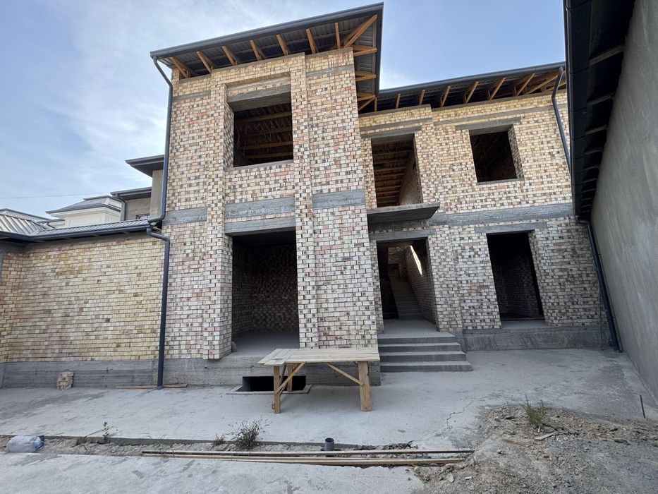 Продается участок 2.3 соток коробка