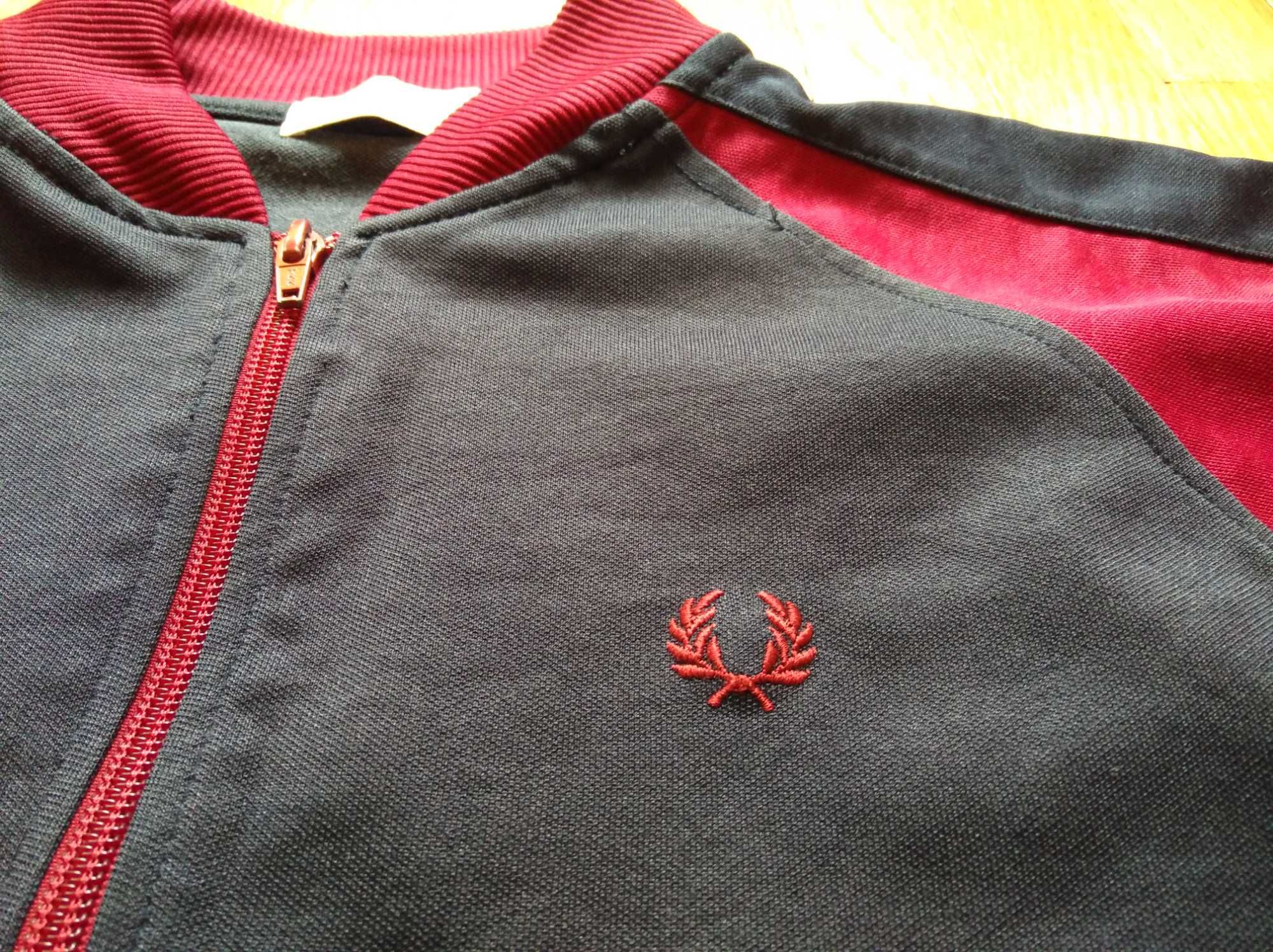 Нова Цена Fred Perry суичър без качулка дамски