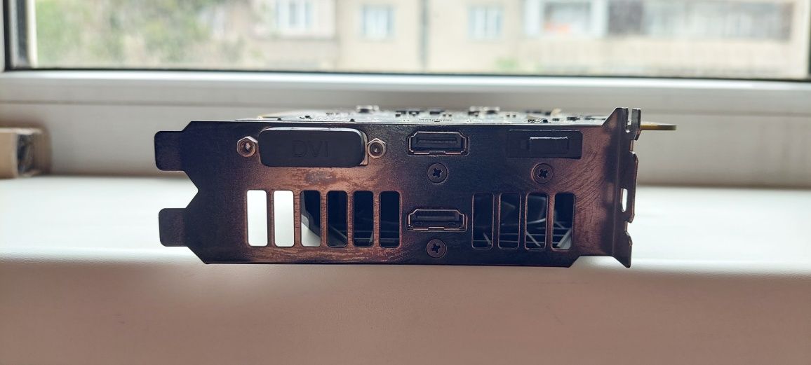 Видеокарта 1660 ti