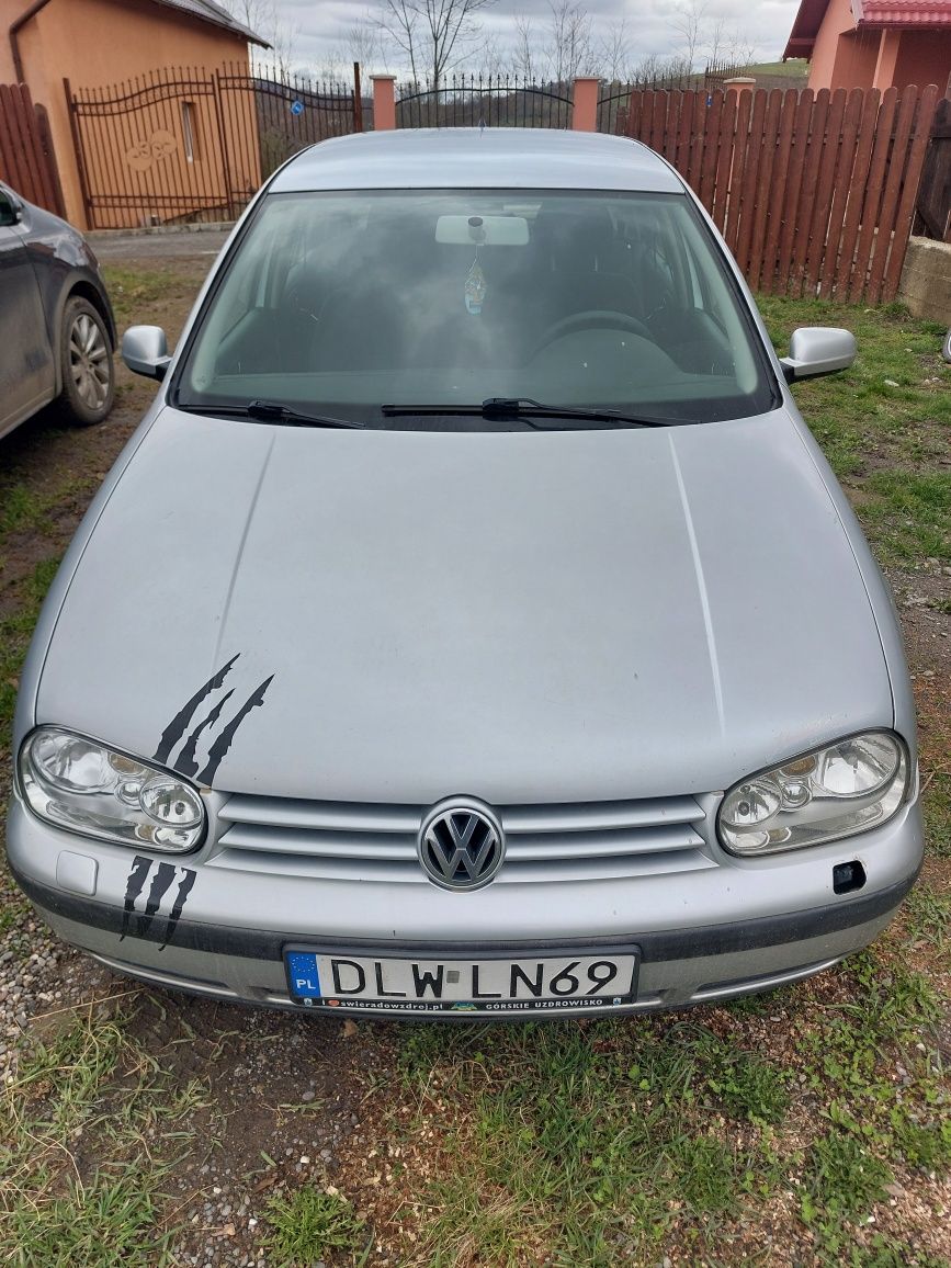 schimb golf 4 cu dacia MCV