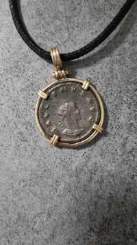 Monedă veche pendativ bronz și aur 14k