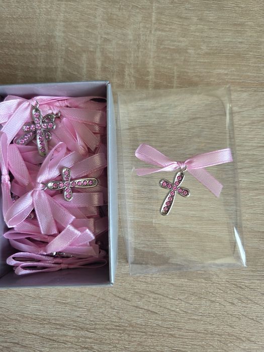 Cruciulite botez, bebe feta, cu strasuri si fundita