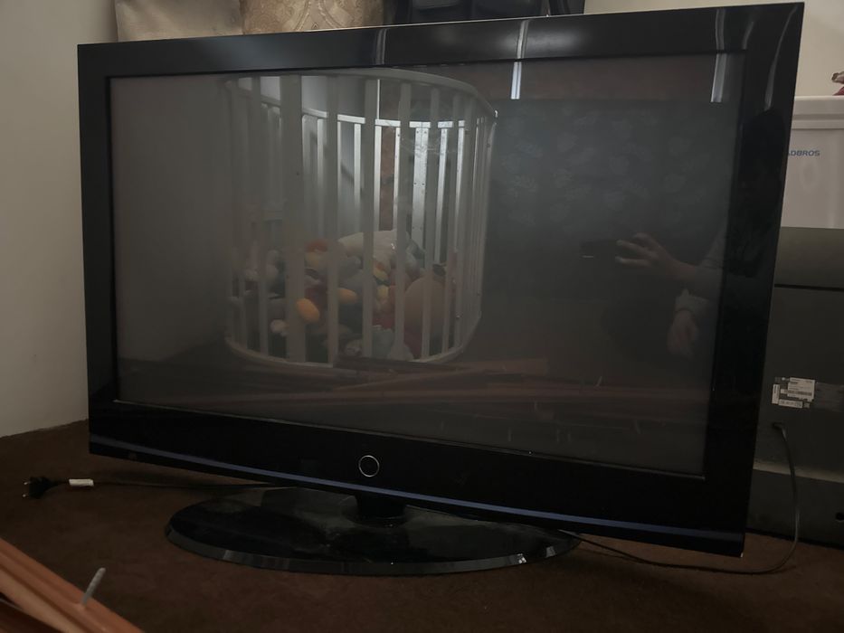 Теливизор Samsung работает