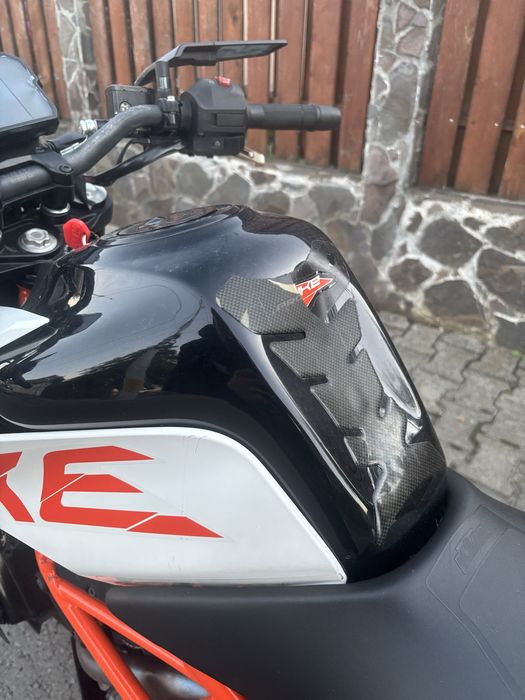 Ktm duke 390 2020 avariat