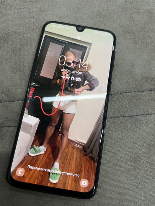 Samsung a40 64/4
