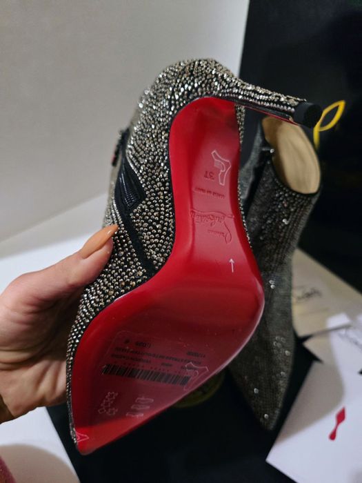 Налични боти Christian Louboutin