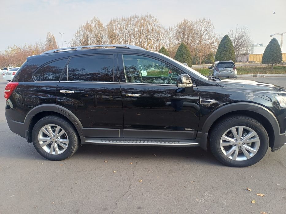 Captiva 4. 2.4 litirli 2018 srochni sotiladi