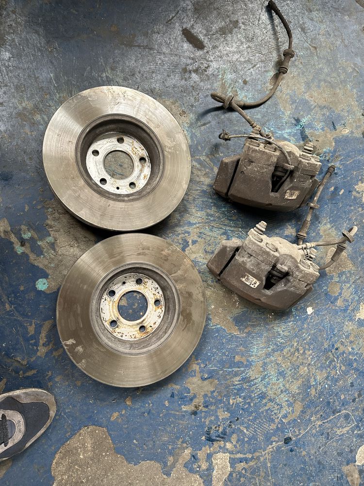 Discuri frana etrier fata spate audi a6 4g c7 2.0tdi cgl