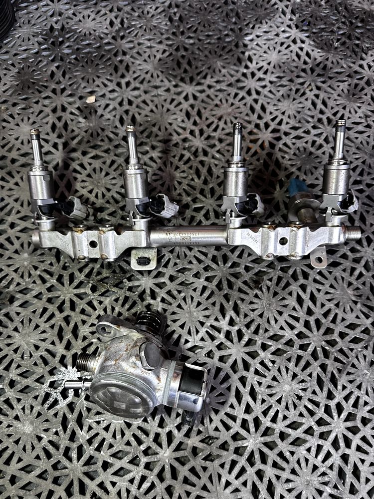 Rampa injectoare / injector 1.2 tce motor Renaut Dacia Nissan 1.2 tce