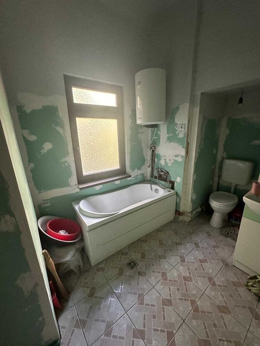 Camera renovata, ultracentral Sinaia,Bd. Carol I 61 - DIRECT PROPIETAR