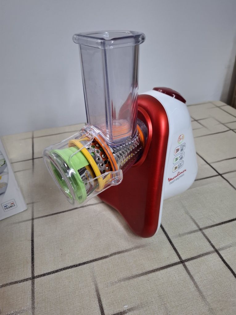 Moulinex Fresh Express 3в1 200W зеленчуко,рязане, настъргване, решетка