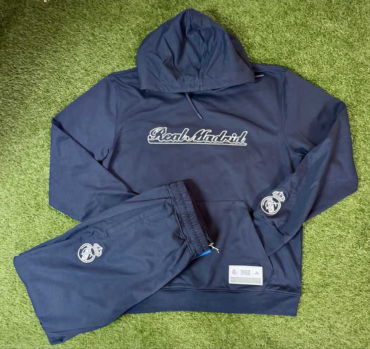 Спортен екип на Реал Мадрид