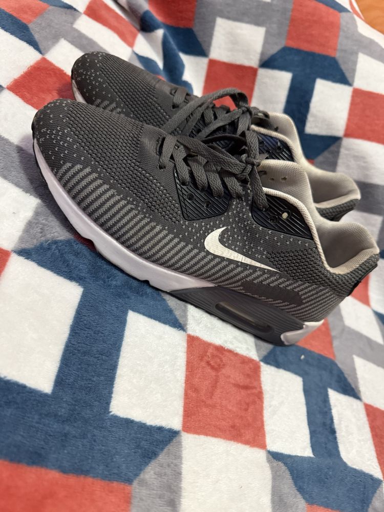 Adidasi Nike Airmax barbati