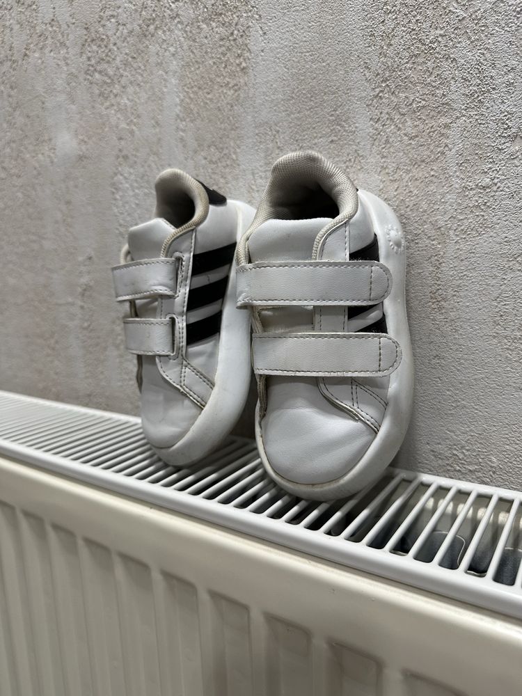 Детски маратонки за момче Adidas