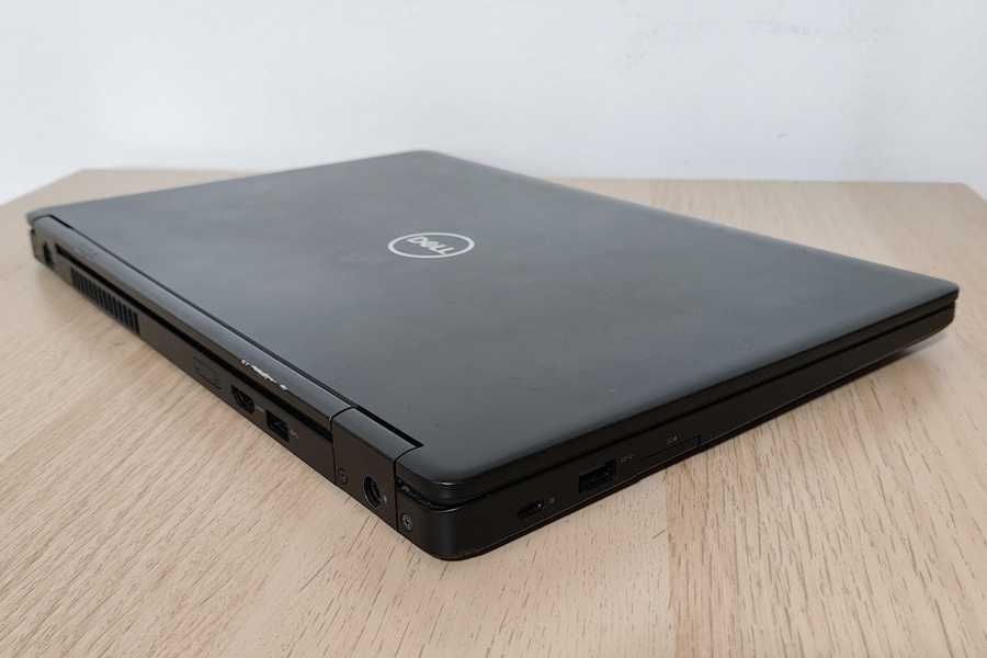 i5-8400H . 16GB . NVMe.. nVidia MX130 . 14" IPS
