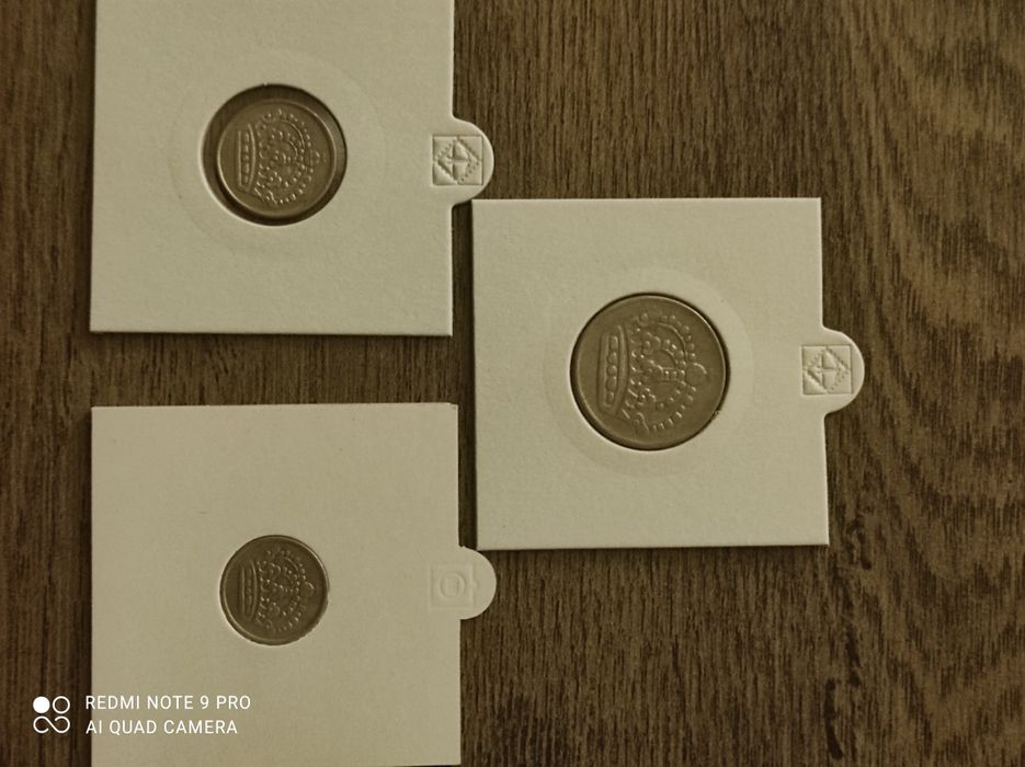 3 monede suedeze de argint