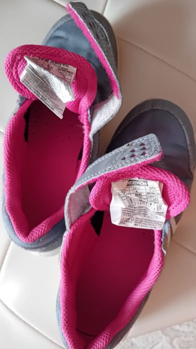 Incaltaminte sport mar.32,inter.21cm