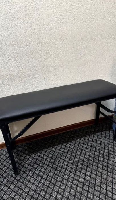 Банкетка кожаная