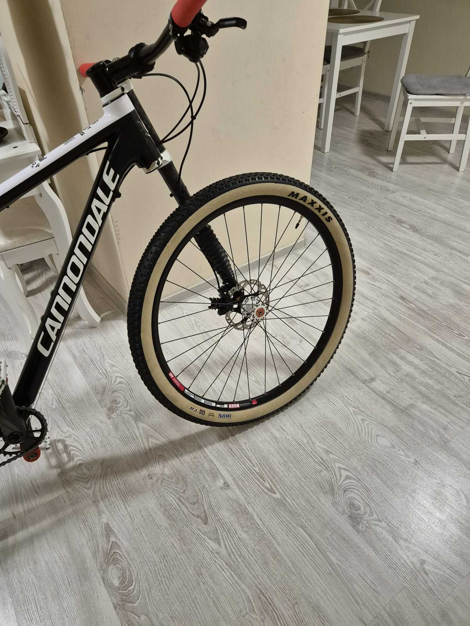 CANNONDALE carbon,furca Lefty carbon, 9kg, roti 29, 12 viteze SRAM GX