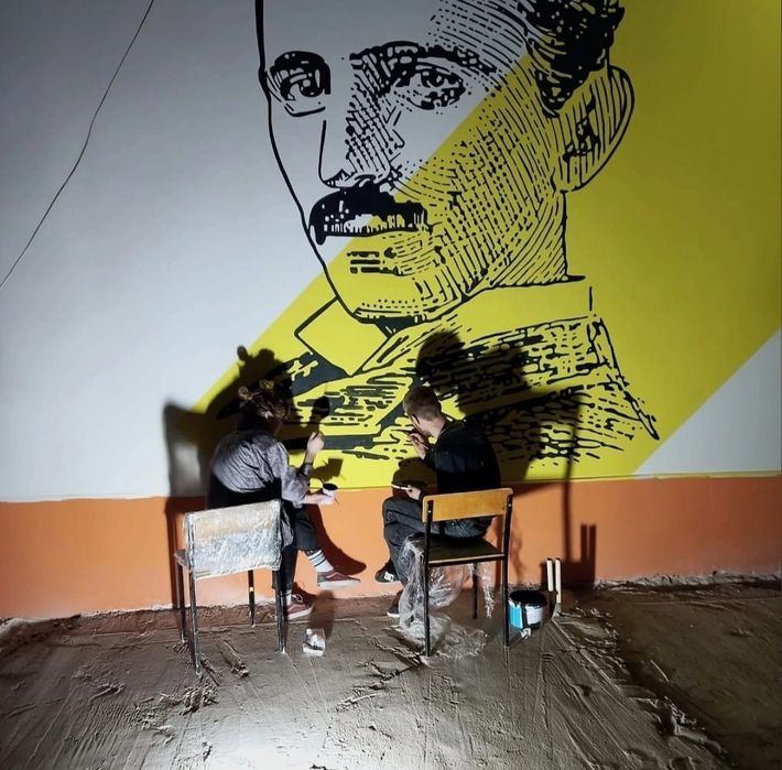 Роспись стен домов,школ,детских садов. Художник. Мурал. Картины.