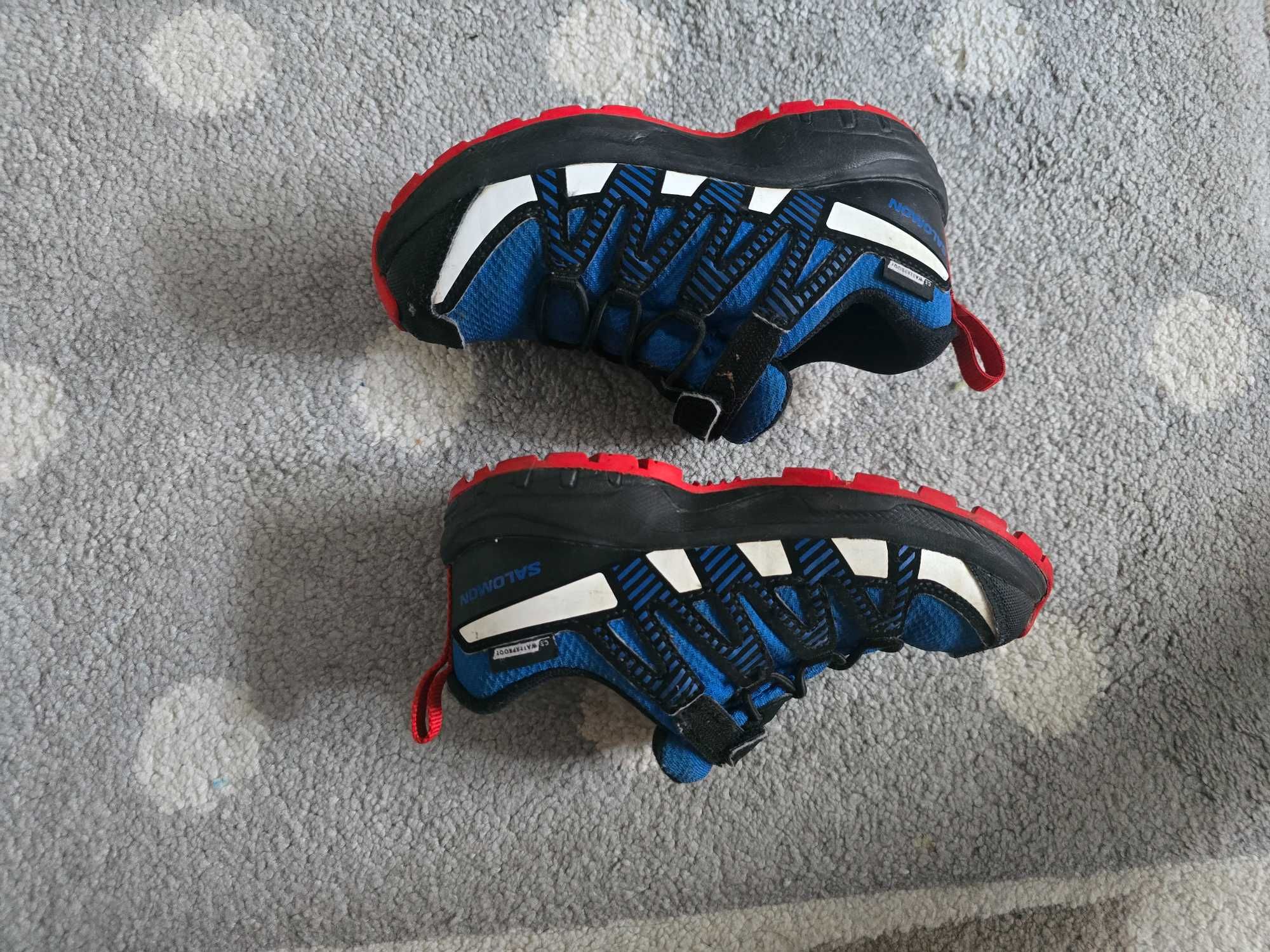 Pantofi sport Salomon waterproof băieți, mărimea 29