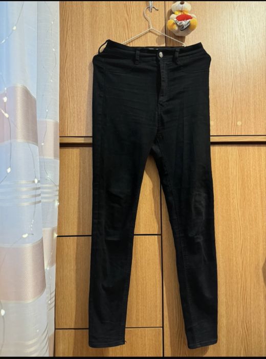 Blugi negri NEpurtati