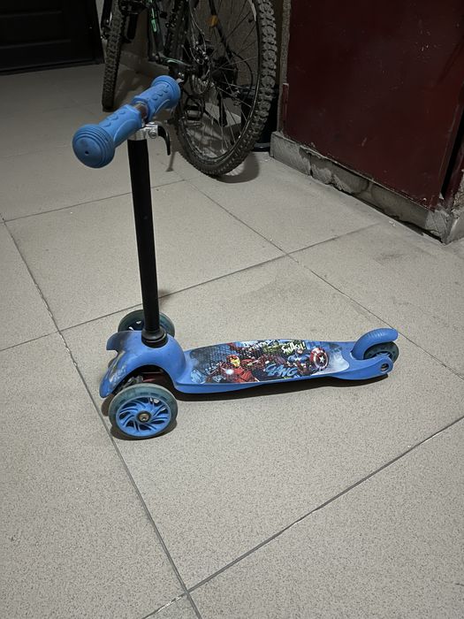 Самокат хорошего состояния