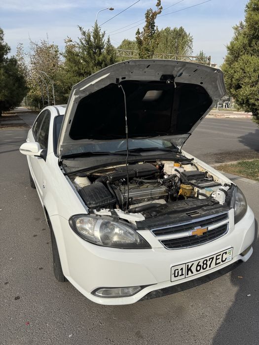 Lacetti Gentra qlingan 1.8 AT