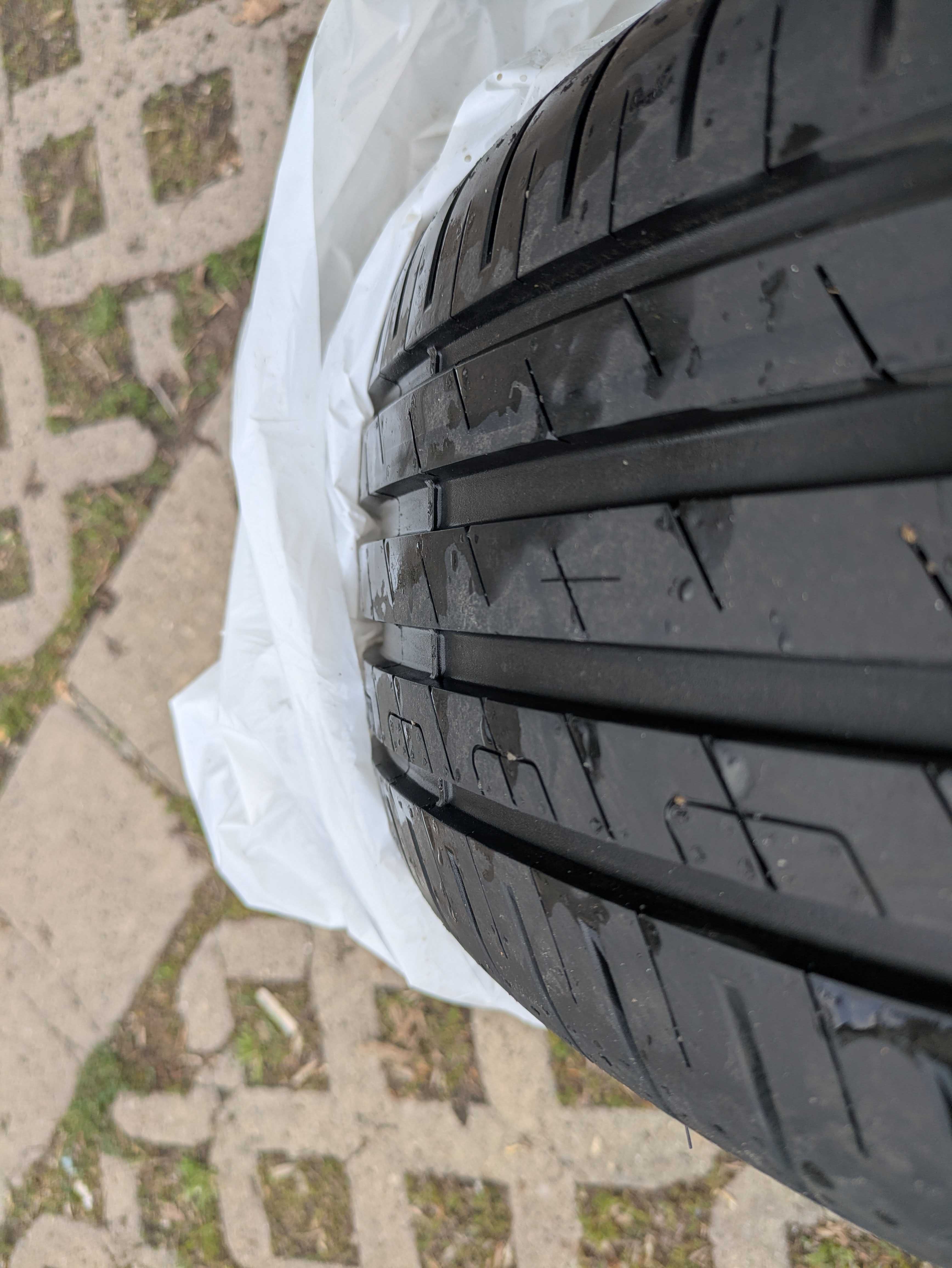 Goodyear EfficientGrip Performance 205/55/17