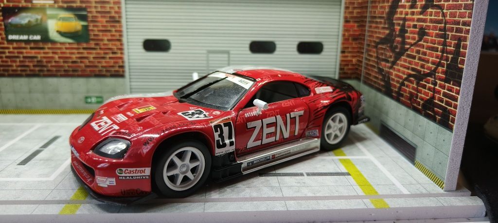 Модели Toyota Supra 1:32