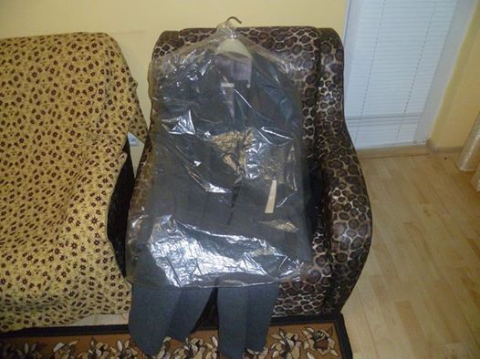 Шушлеково яке зимно продавам с две вълнени блузи и палто чисто и яке я