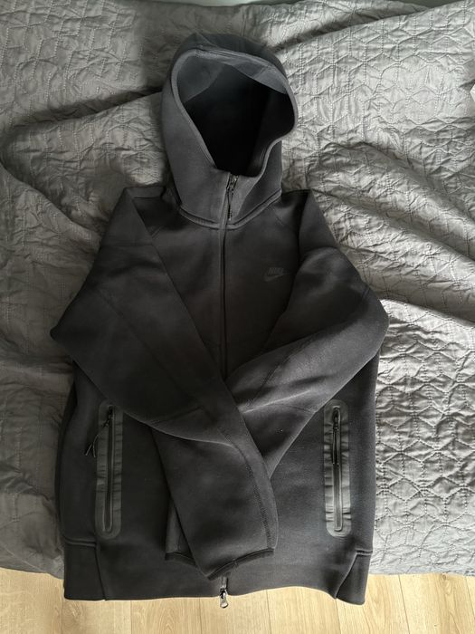 Nike tech fleece Черен M размер