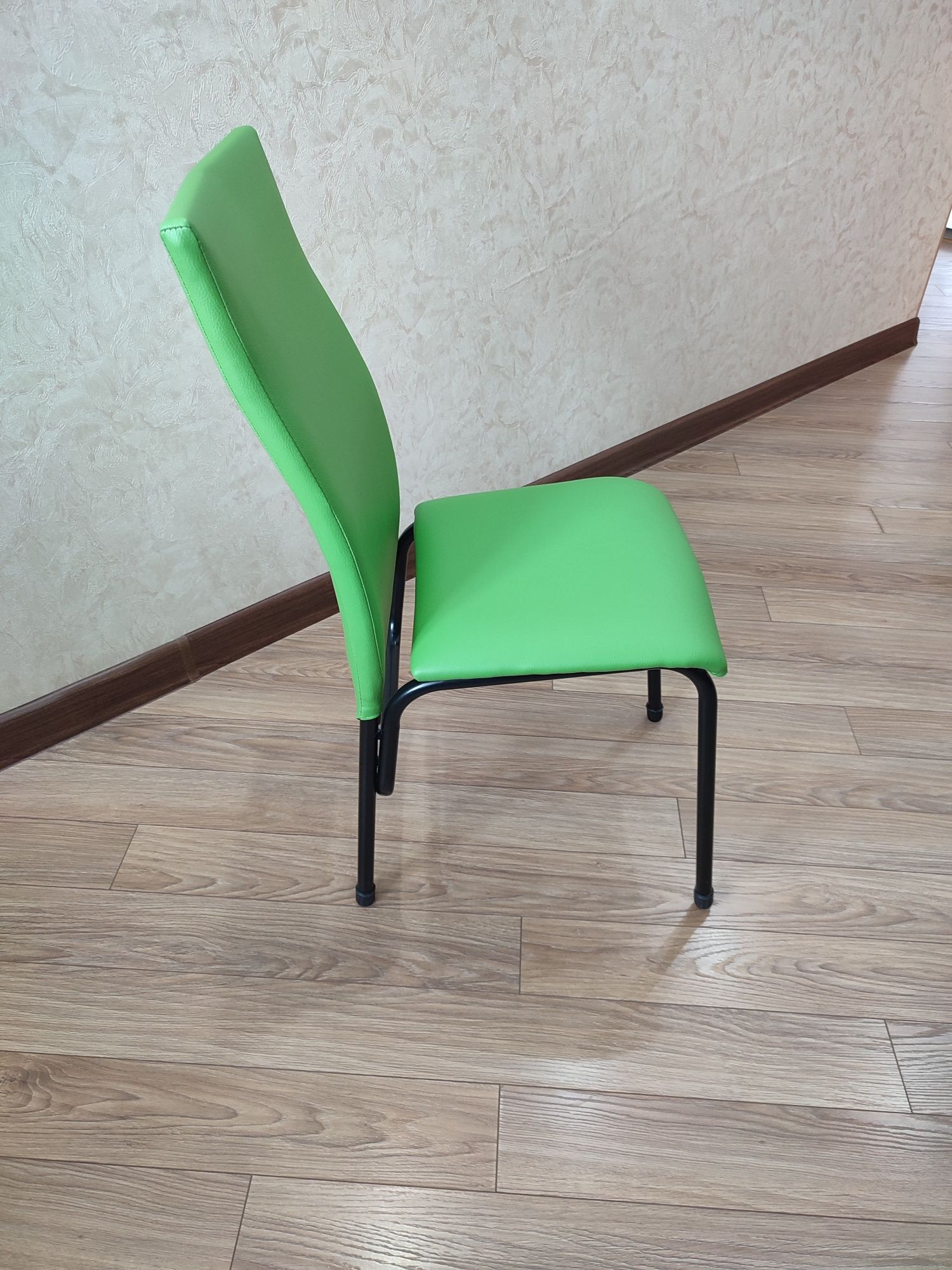 Продаются стулья