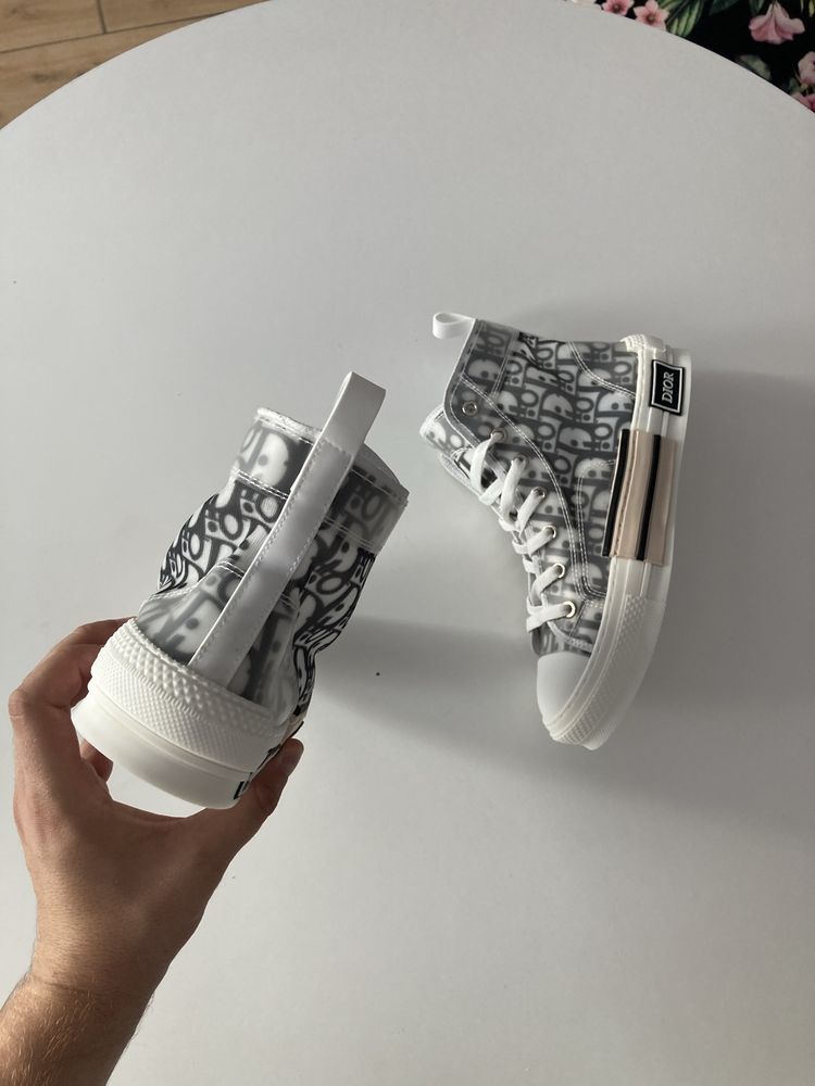 Adidasi / Sneakers Dior B23