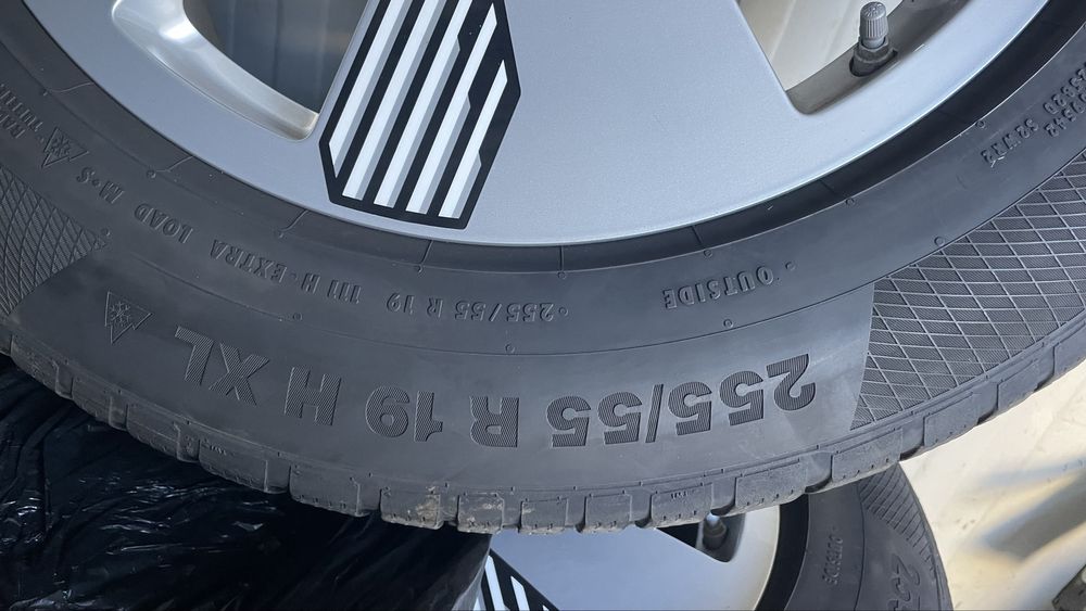 Оригинални джанти 19 5х112  със зимни гуми за  Ауди Е-ТРОН 255/55/19