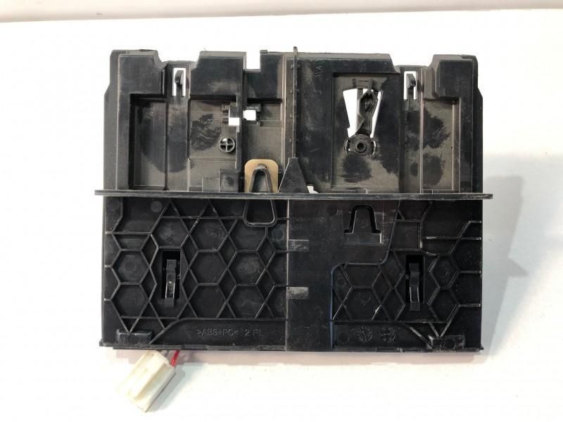 Scrumiera fata Volkswagen Passat B8 (2014-2019) 3g2863284