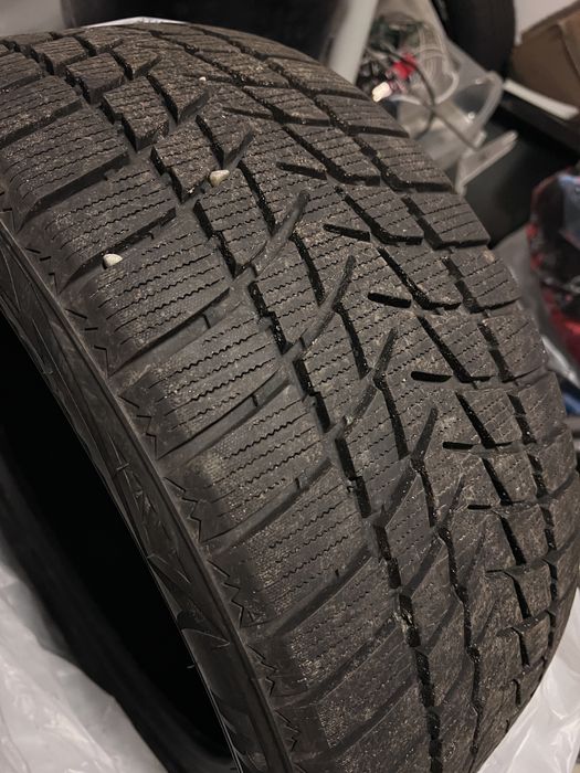 Anvelope Iarna 225/50/17