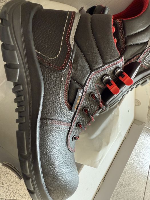 Работни боти с противоудърно бомбе 43 естествена кожа