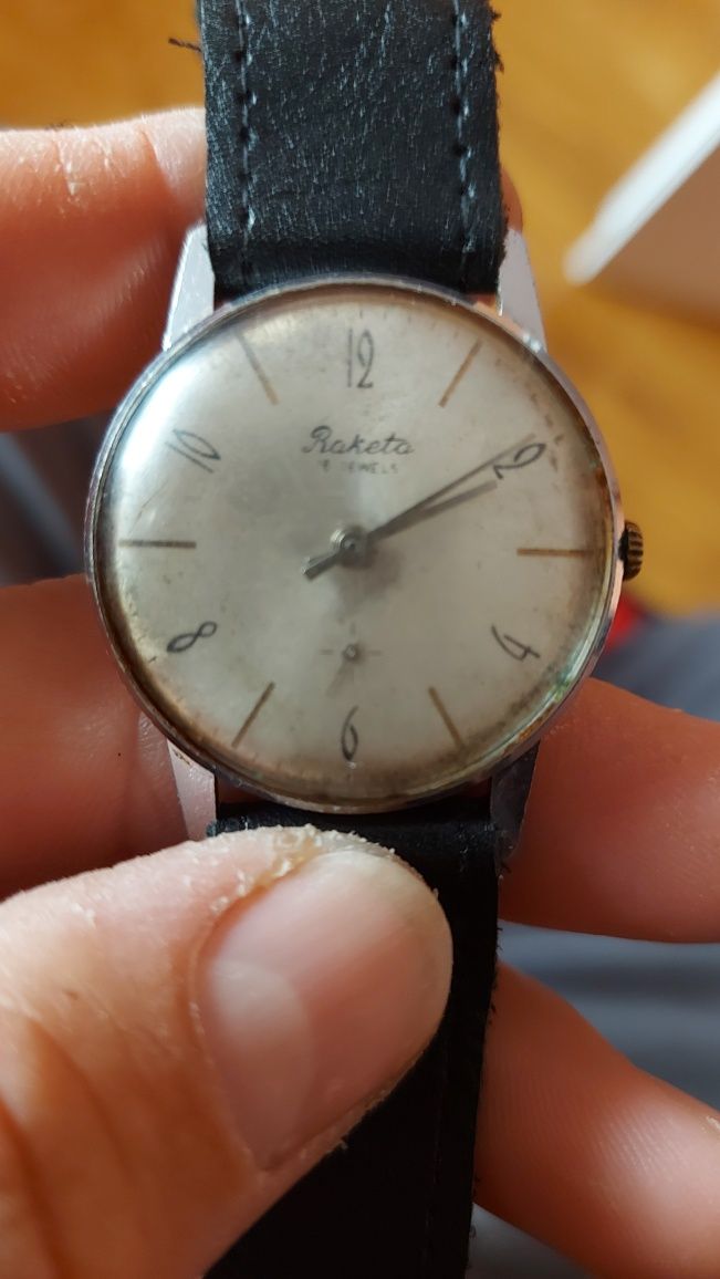 Ceas de mana Raketa