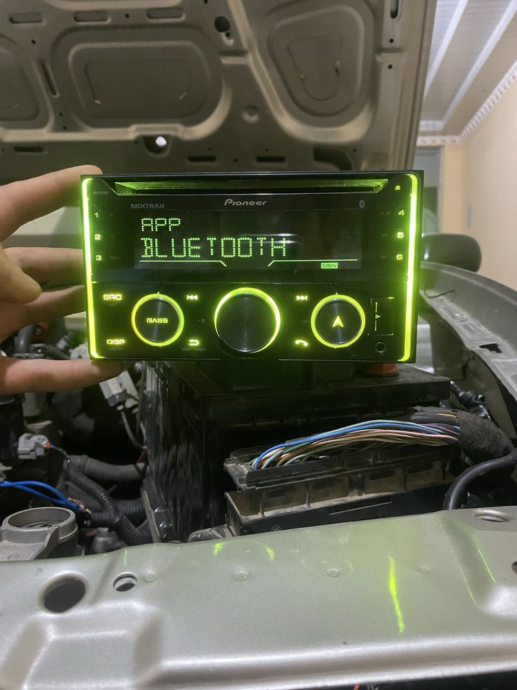 Pioneer 725