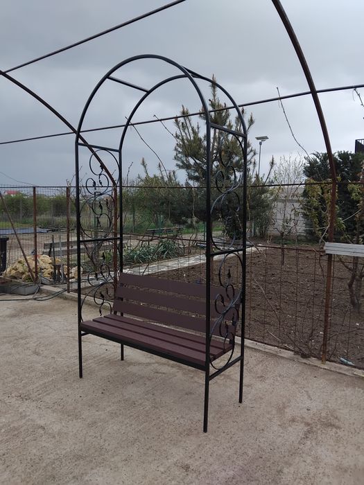 Arcade pergole pt trandafiri si evenimente