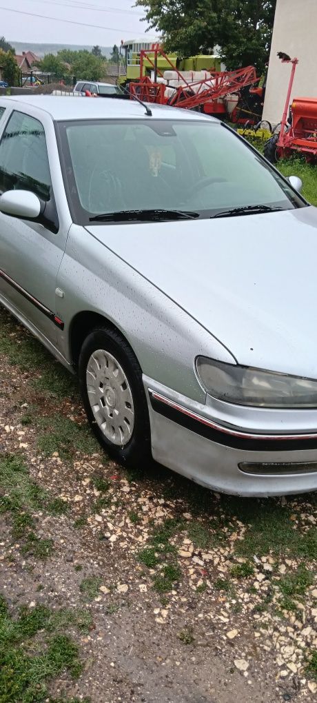 Продавам Пежо 406 HDI